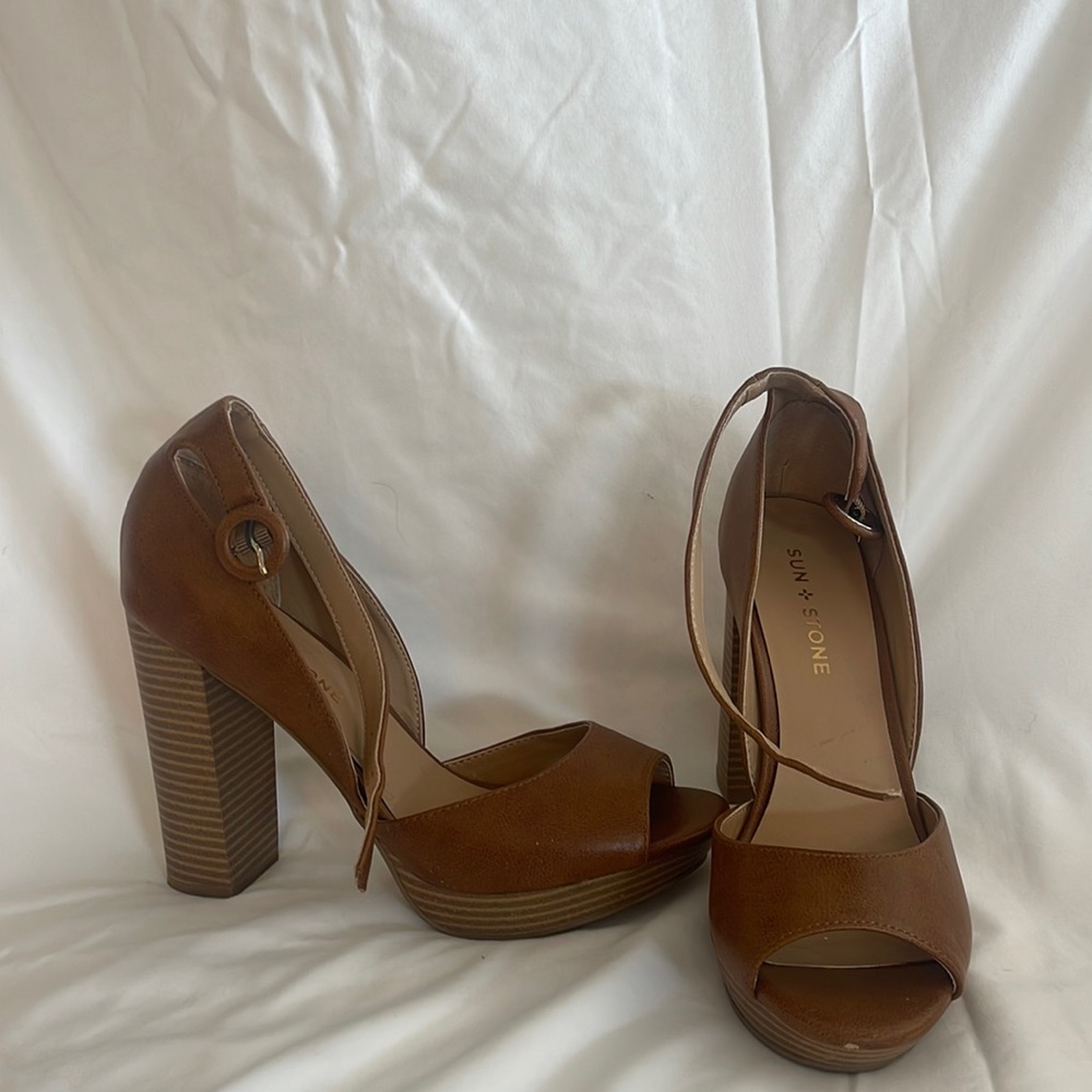 Tan heels